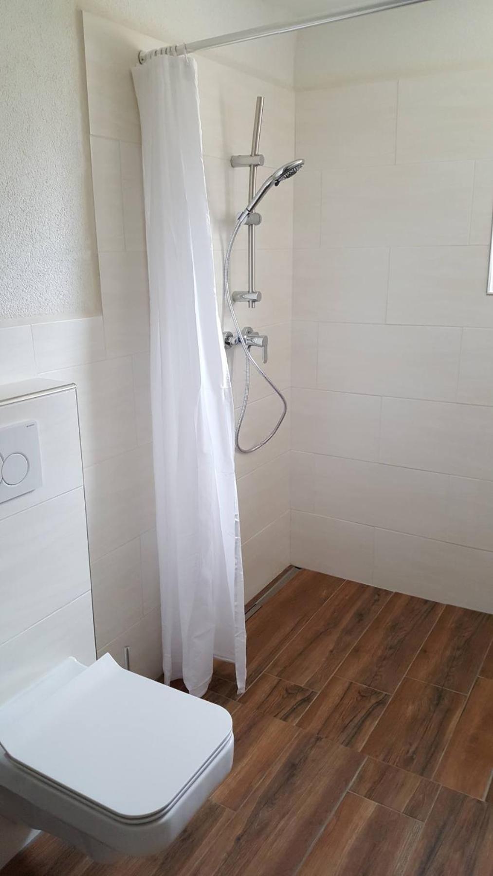 Ferienwohnung Miezerle Steisslingen Bagian luar foto